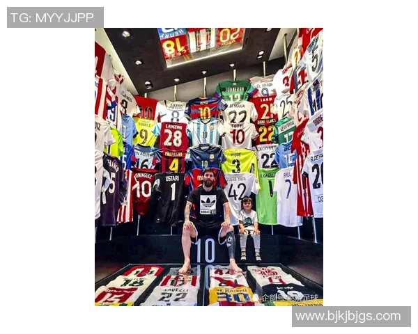 全球足球球星球衣收藏市场价格揭秘及热门球衣推荐